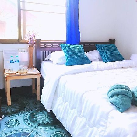 Bed and Breakfast Sister House Chiangmai (Adults Only) Chiang Mai Esterno foto